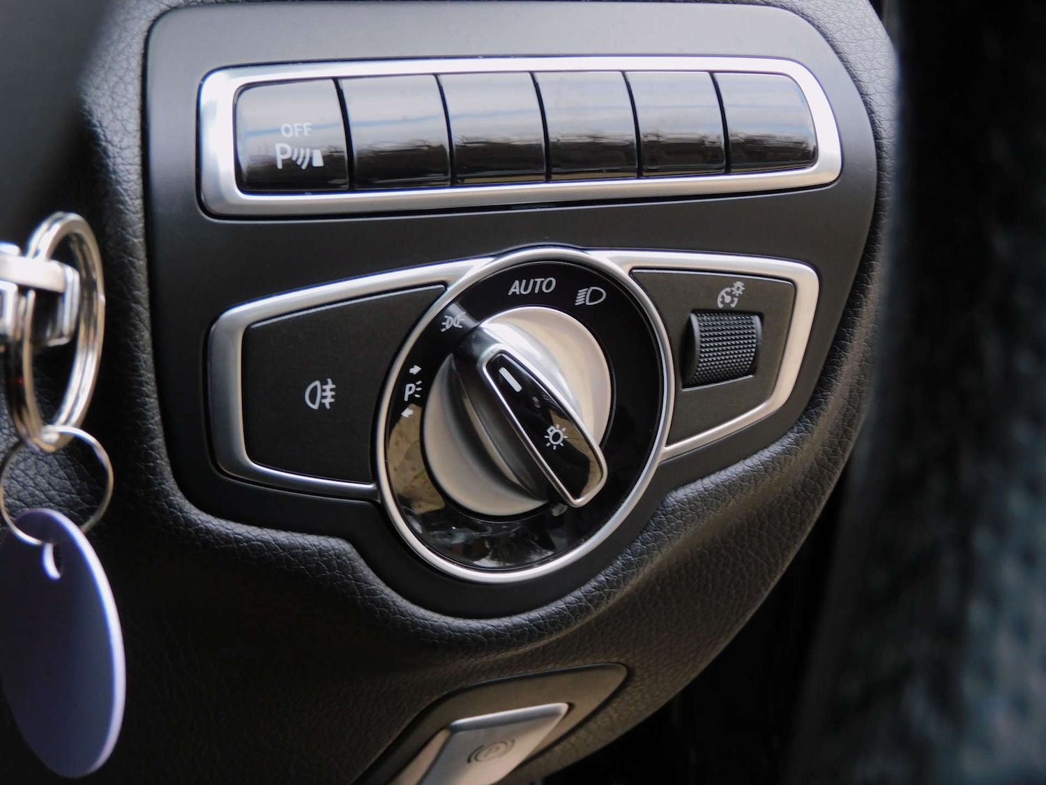 Used Mercedes-Benz C Class 2015 for sale - 77220985: Photo 49