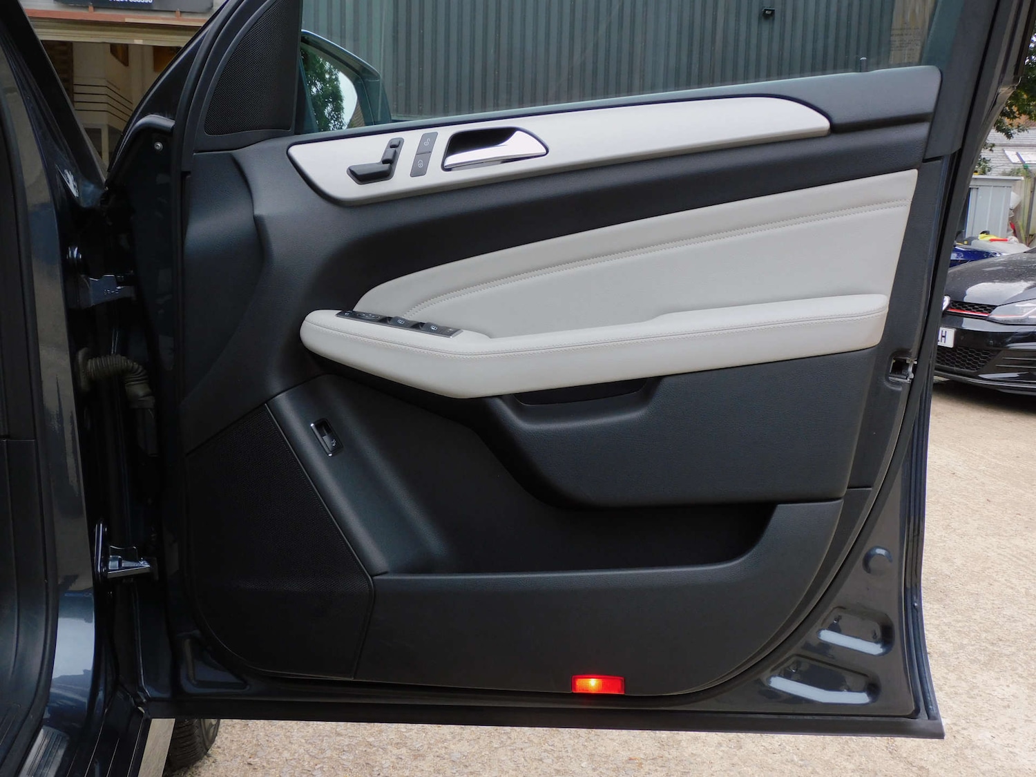 Used Mercedes-Benz M-Class 2012 for sale - 76132437: Photo 23