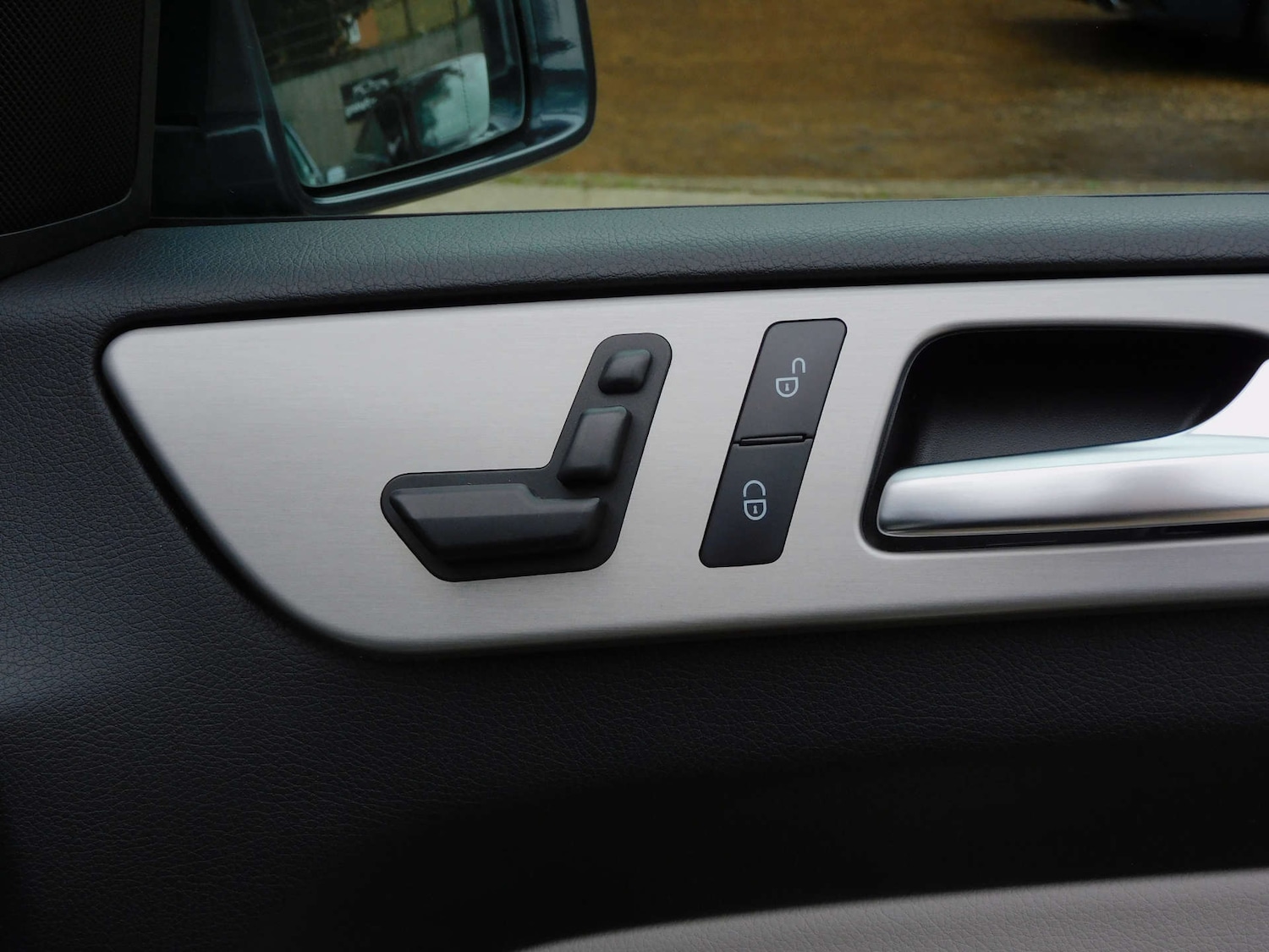 Used Mercedes-Benz M-Class 2012 for sale - 76132437: Photo 25
