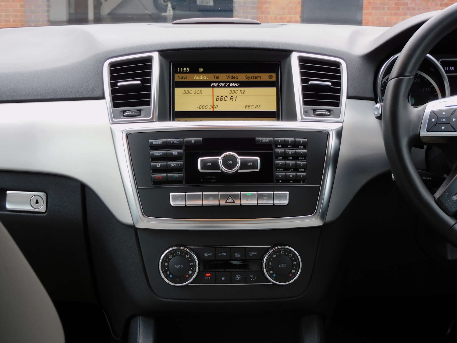 Used Mercedes-Benz M-Class 2012 for sale - 76132437: Photo 35