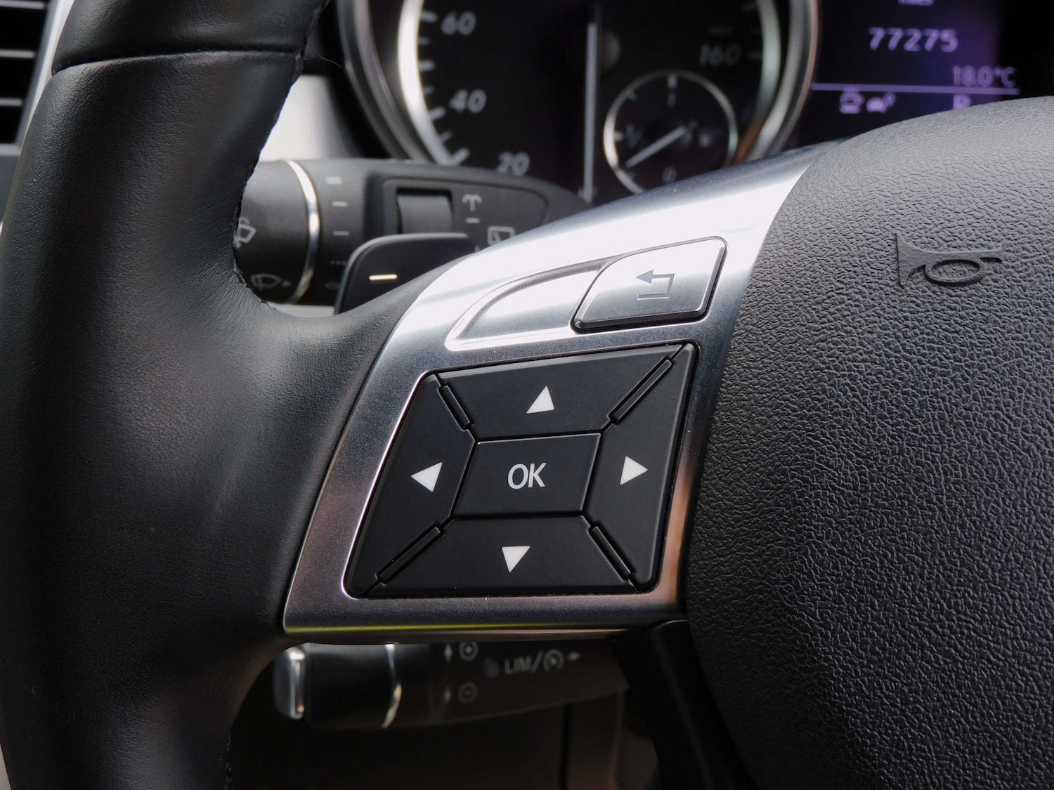 Used Mercedes-Benz M-Class 2012 for sale - 76132437: Photo 46