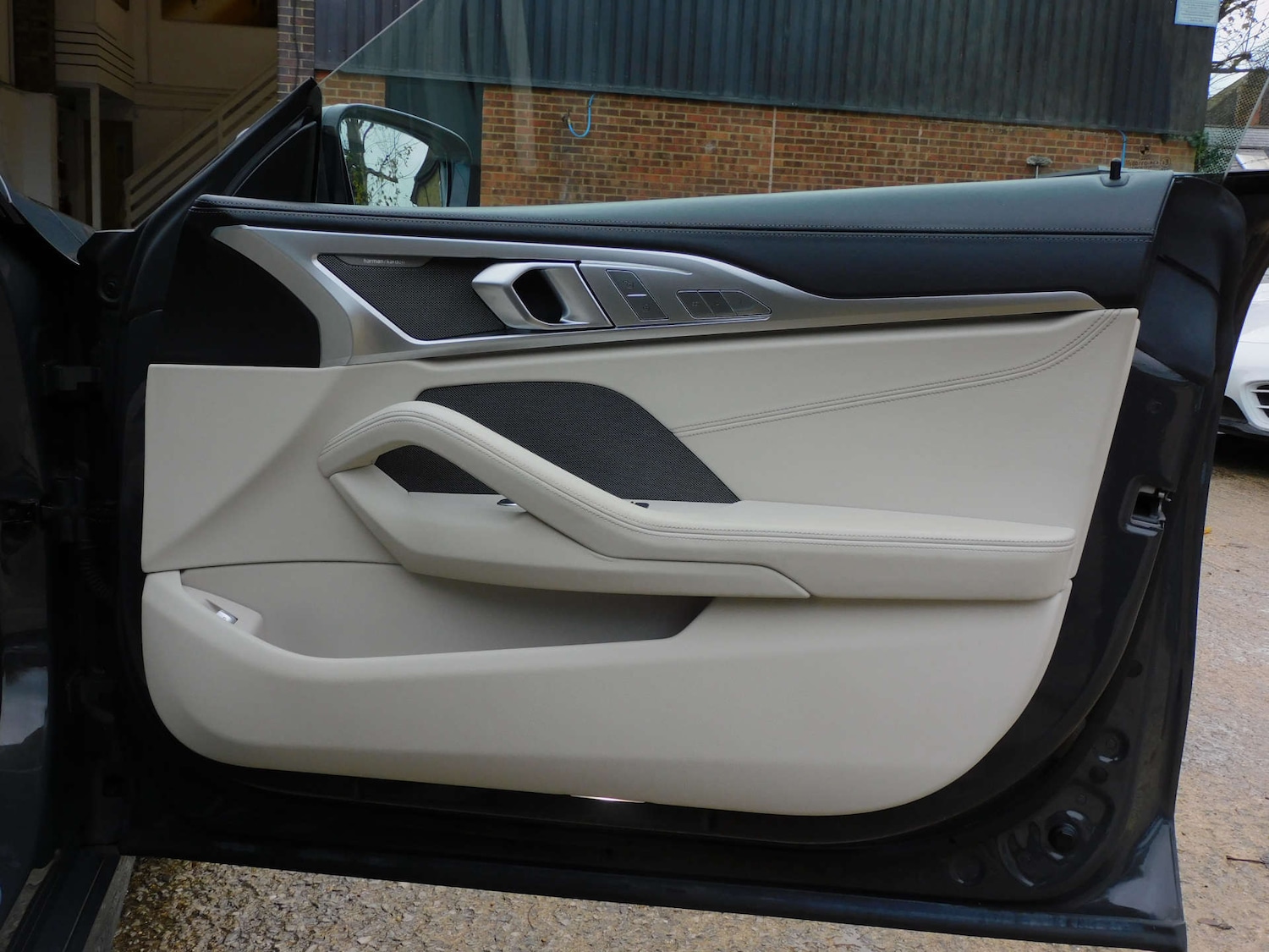 Used BMW 8 Series 2021 for sale - 76533601: Photo 24