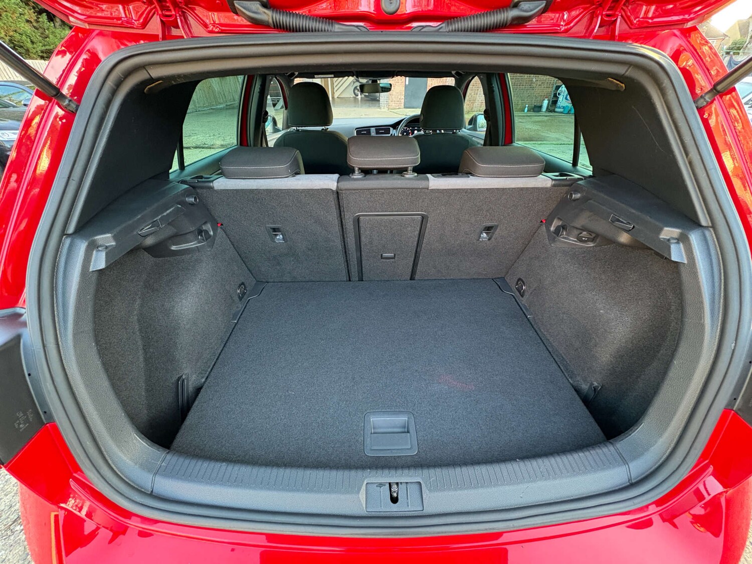 Used Volkswagen Golf 2017 for sale - 76604279: Photo 44