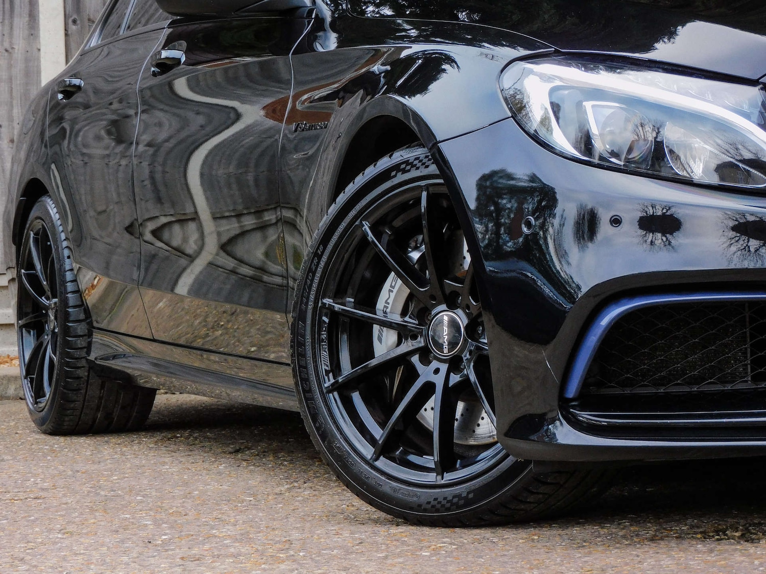 Used Mercedes-Benz C Class 2015 for sale - 76681891: Photo 2