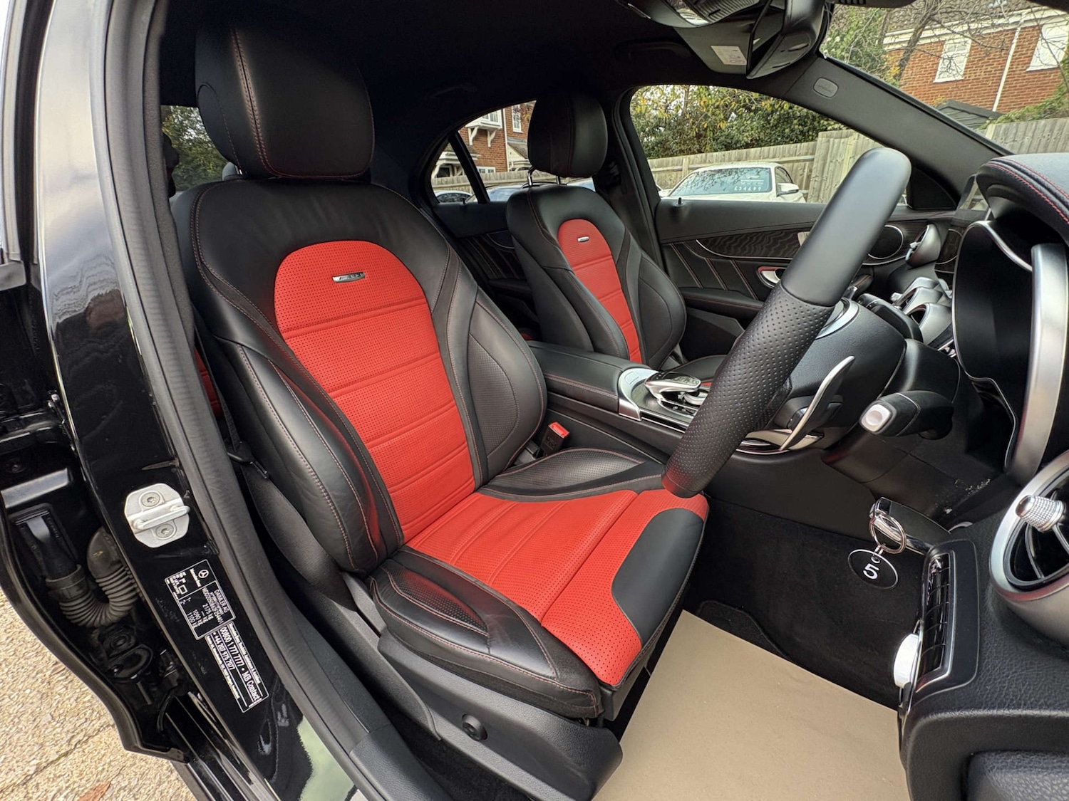 Used Mercedes-Benz C Class 2015 for sale - 76681891: Photo 21