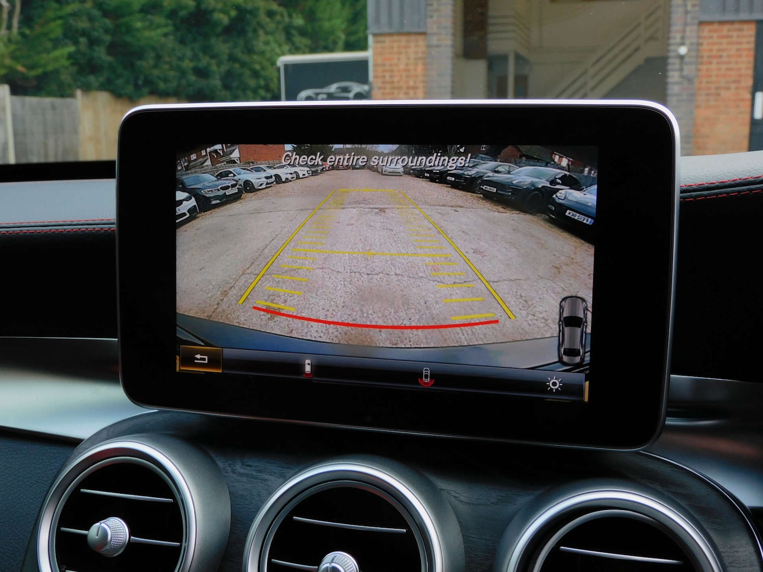 Used Mercedes-Benz C Class 2015 for sale - 76681891: Photo 37