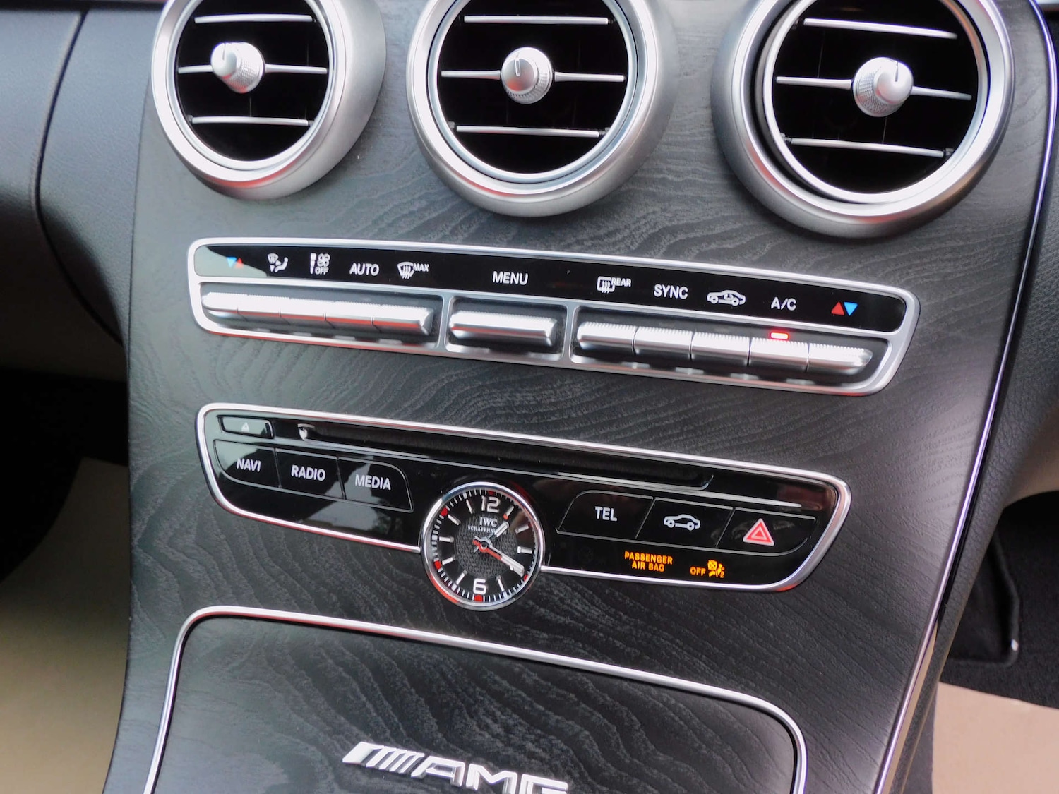 Used Mercedes-Benz C Class 2015 for sale - 76681891: Photo 41