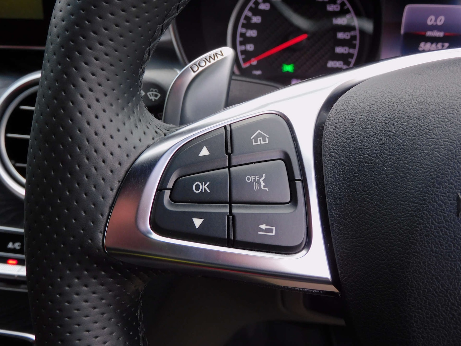 Used Mercedes-Benz C Class 2015 for sale - 76681891: Photo 45