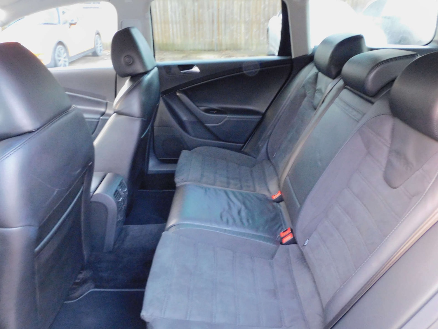 Used Volkswagen Passat 2009 for sale - 77022416: Photo 30