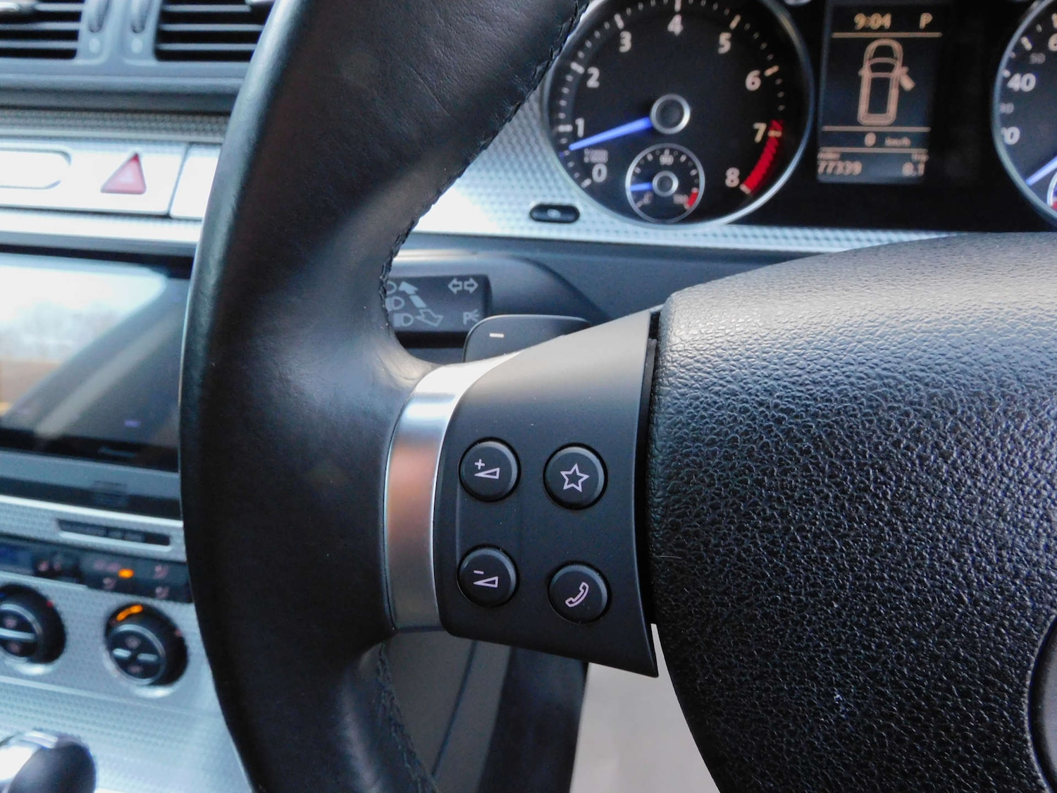 Used Volkswagen Passat 2009 for sale - 77022416: Photo 37