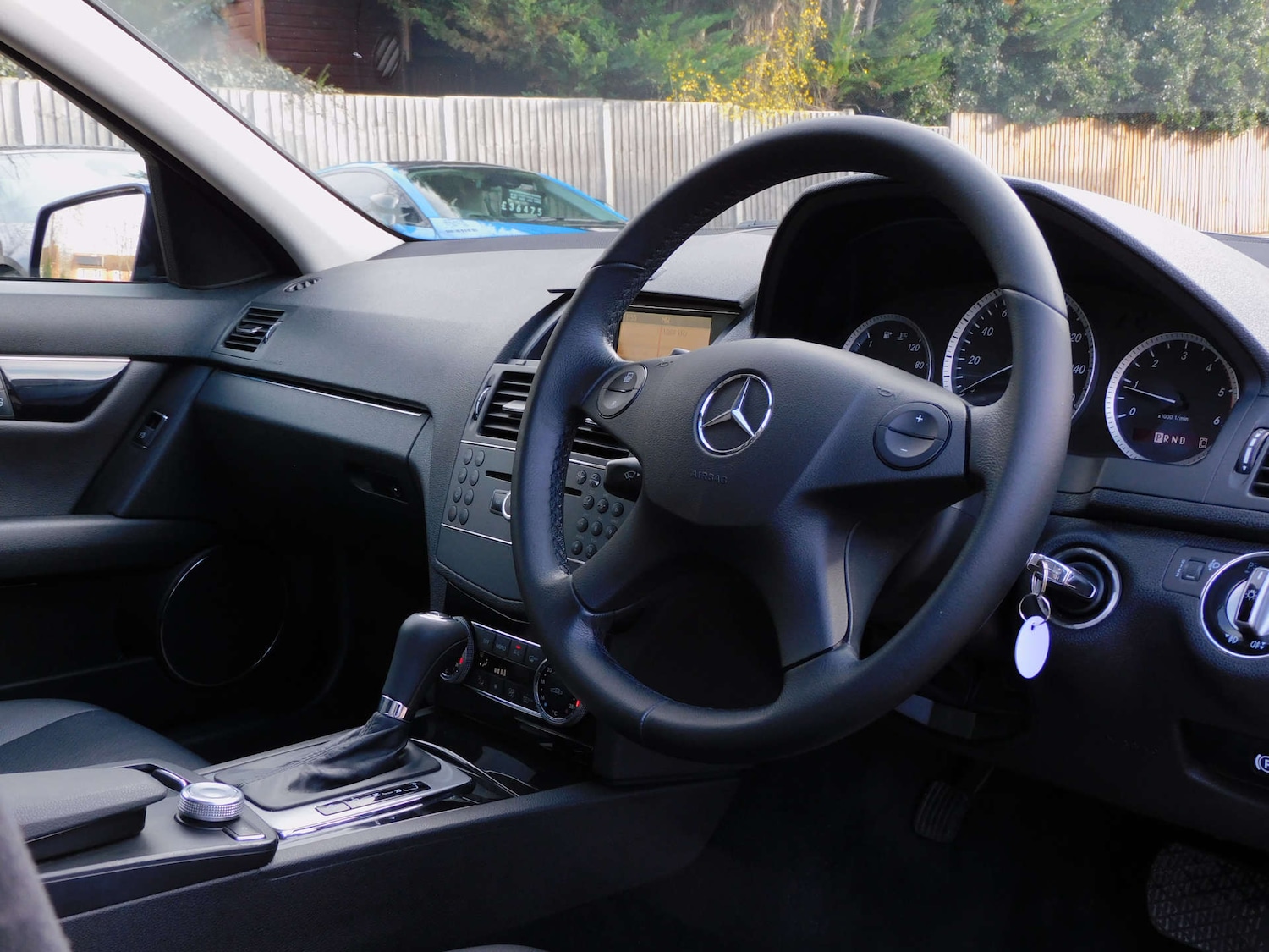 Used Mercedes-Benz C Class 2010 for sale - 77383444: Photo 16