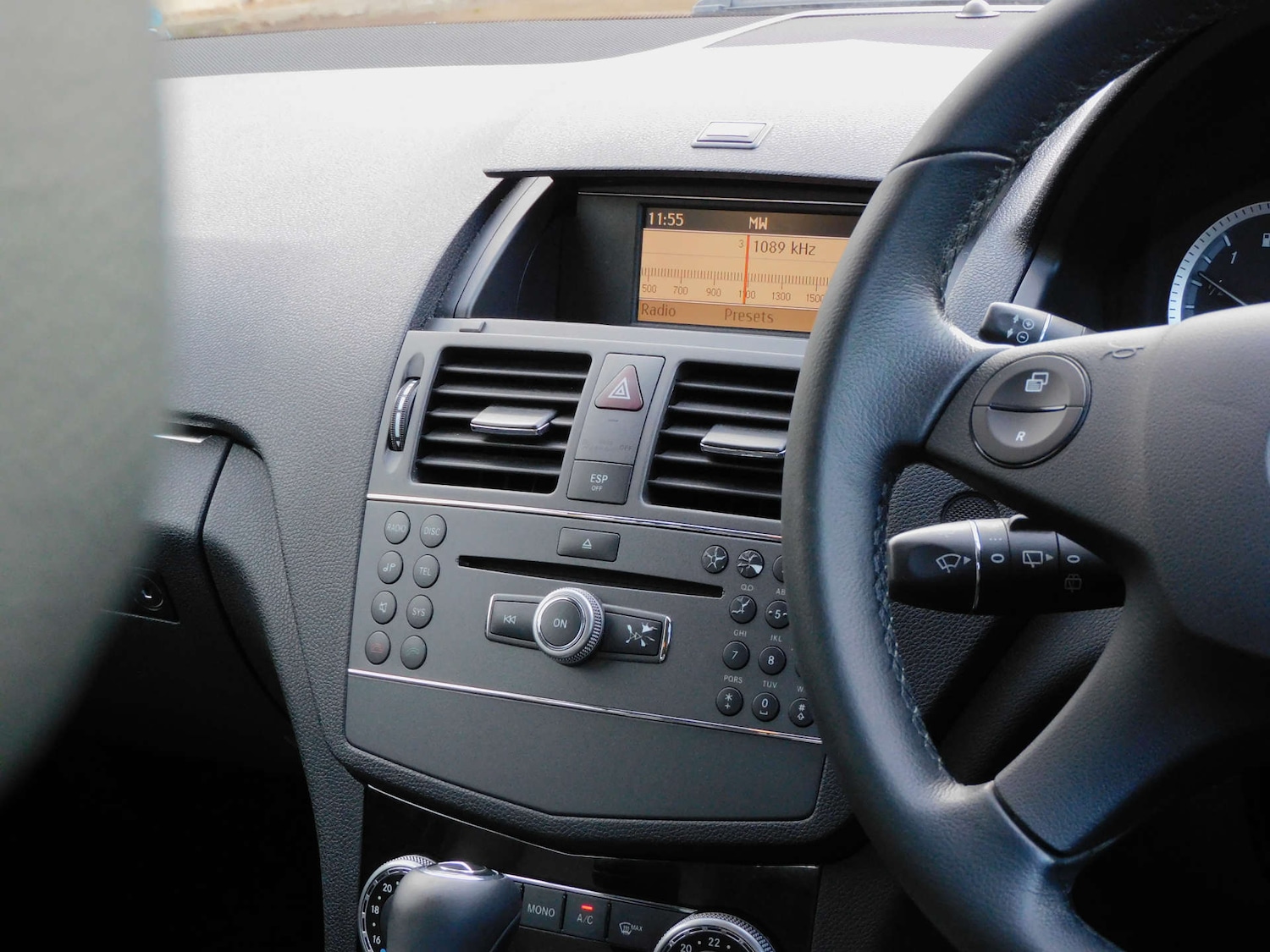 Used Mercedes-Benz C Class 2010 for sale - 77383444: Photo 17