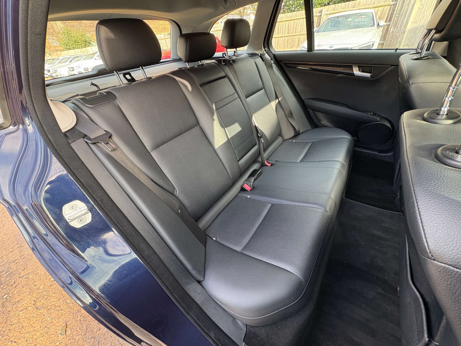 Used Mercedes-Benz C Class 2010 for sale - 77383444: Photo 20