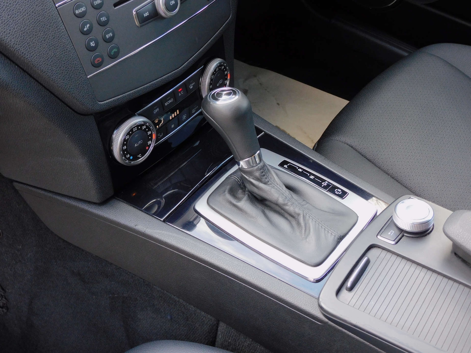 Used Mercedes-Benz C Class 2010 for sale - 77383444: Photo 24