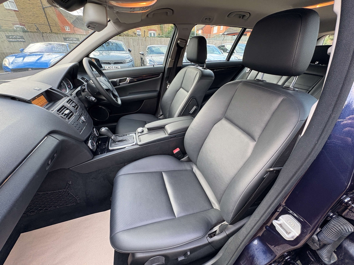 Used Mercedes-Benz C Class 2010 for sale - 77383444: Photo 25