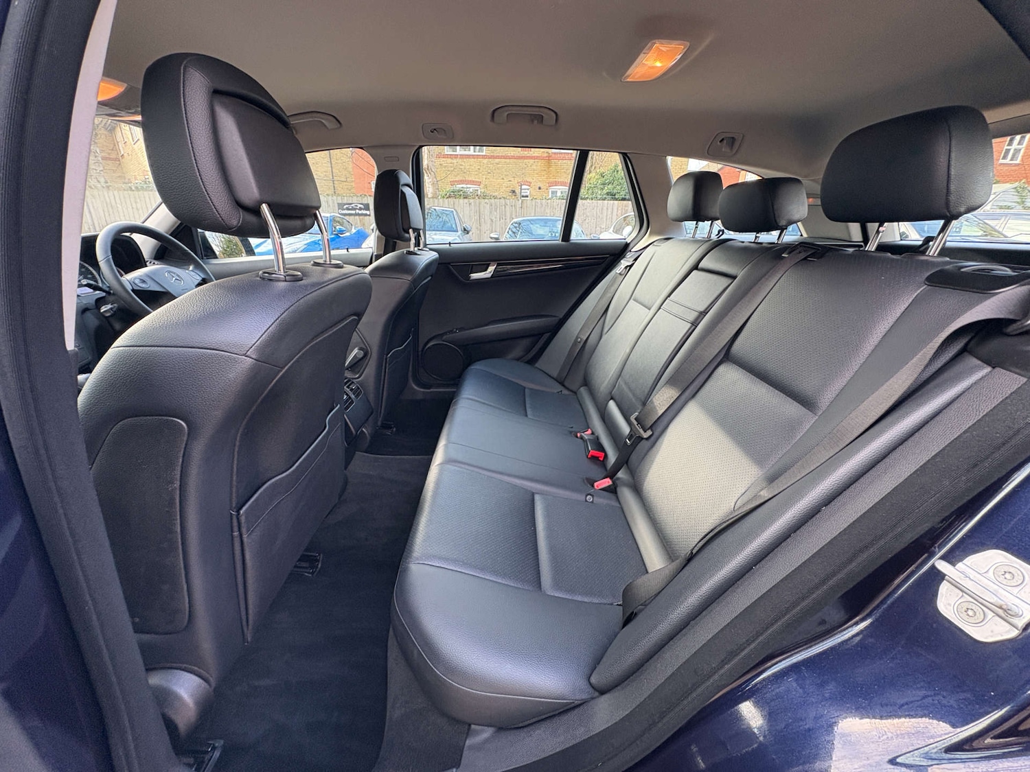 Used Mercedes-Benz C Class 2010 for sale - 77383444: Photo 26