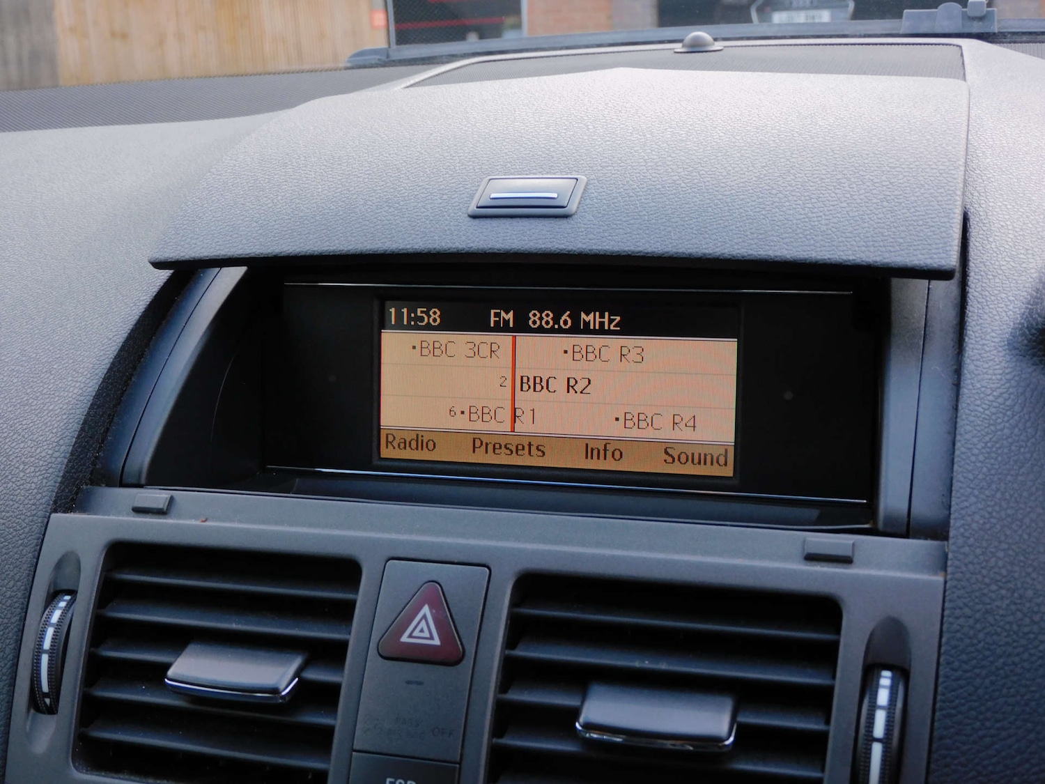 Used Mercedes-Benz C Class 2010 for sale - 77383444: Photo 28