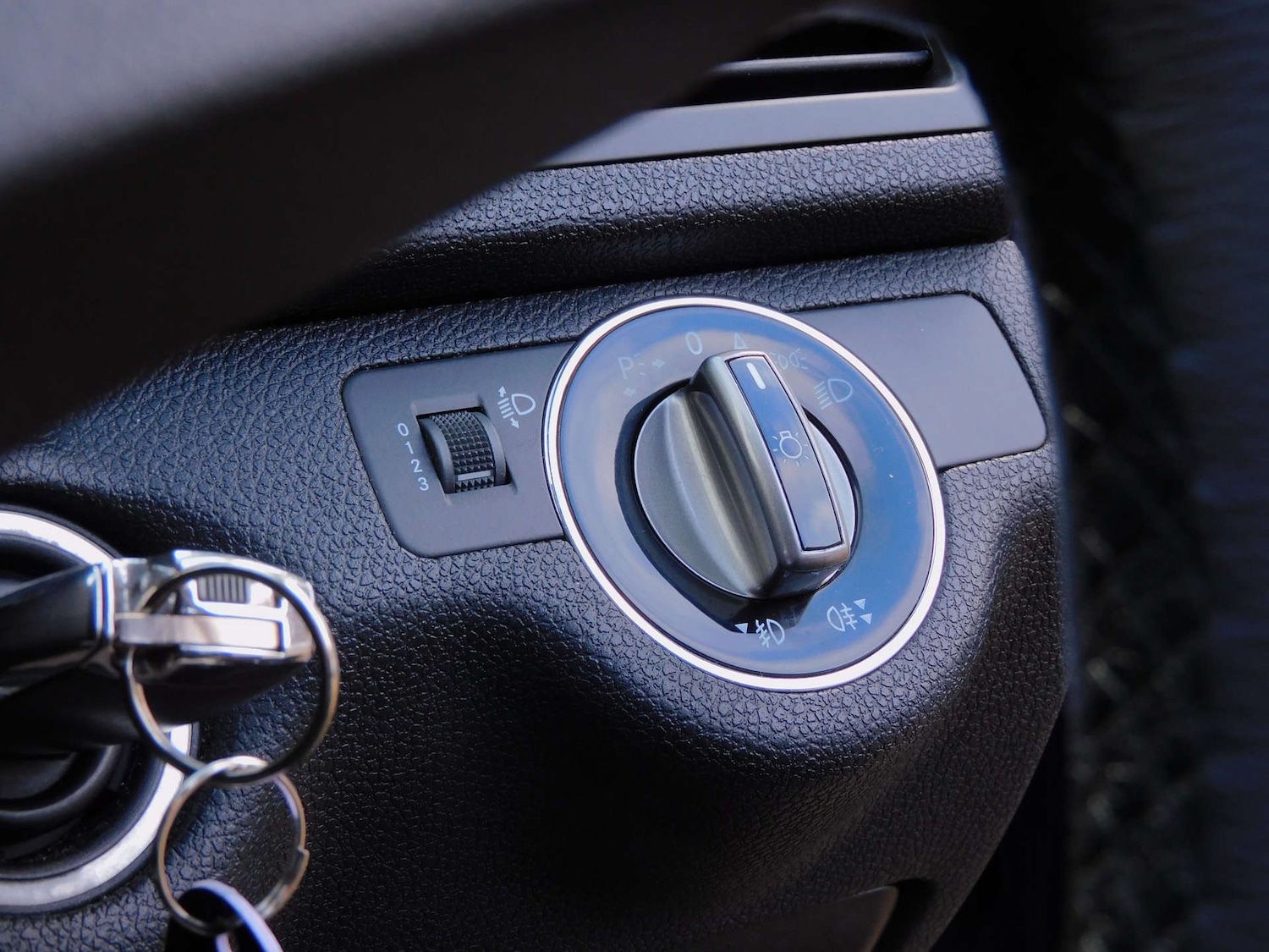 Used Mercedes-Benz C Class 2010 for sale - 77383444: Photo 32