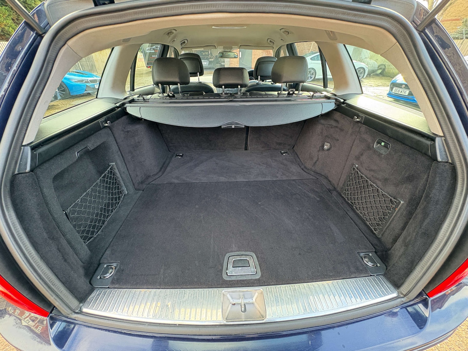 Used Mercedes-Benz C Class 2010 for sale - 77383444: Photo 36