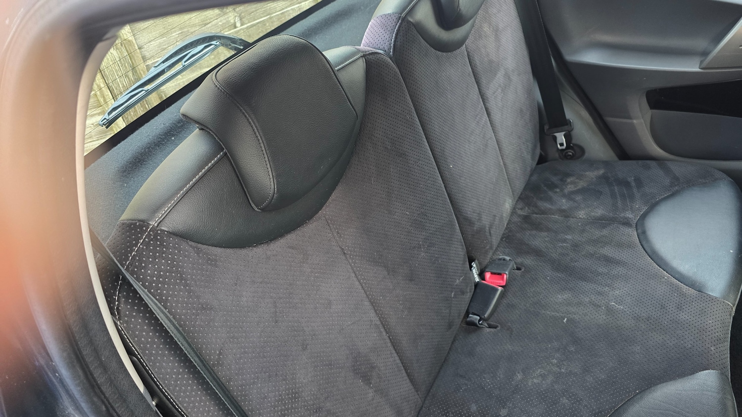 Used Toyota AYGO 2011 for sale - 77685885: Photo 6