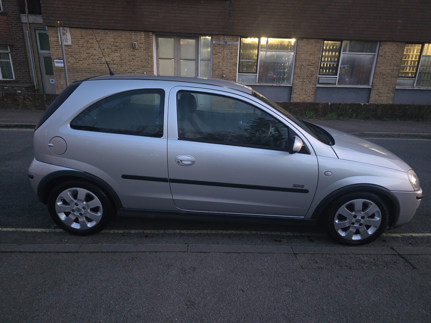 Used Vauxhall Corsa 2005 for sale - 77679170: Photo 8