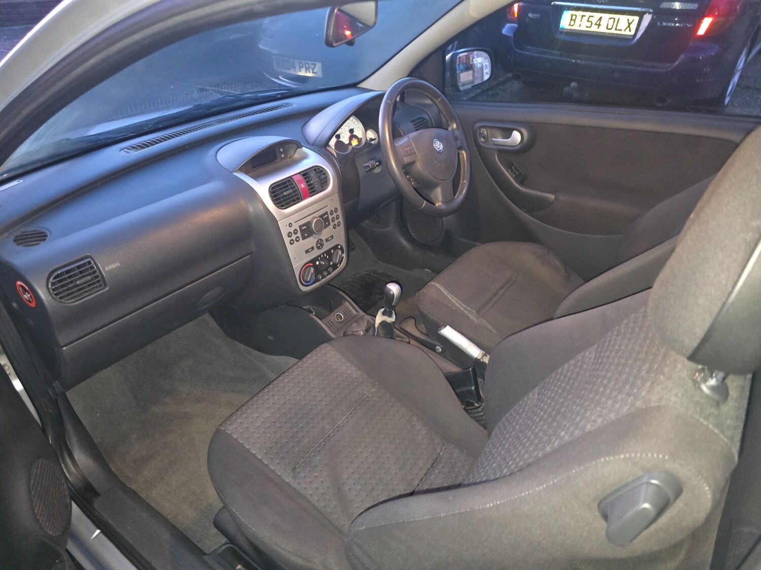 Used Vauxhall Corsa 2005 for sale - 77679170: Photo 9