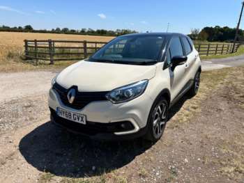 Used Renault Captur 2018 for sale - 75291941: Photo