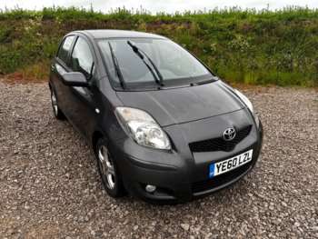 Used Toyota Yaris 2010 for sale - 74822634: Photo