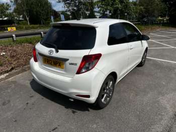 Used Toyota Yaris 2012 for sale - 74935698: Photo