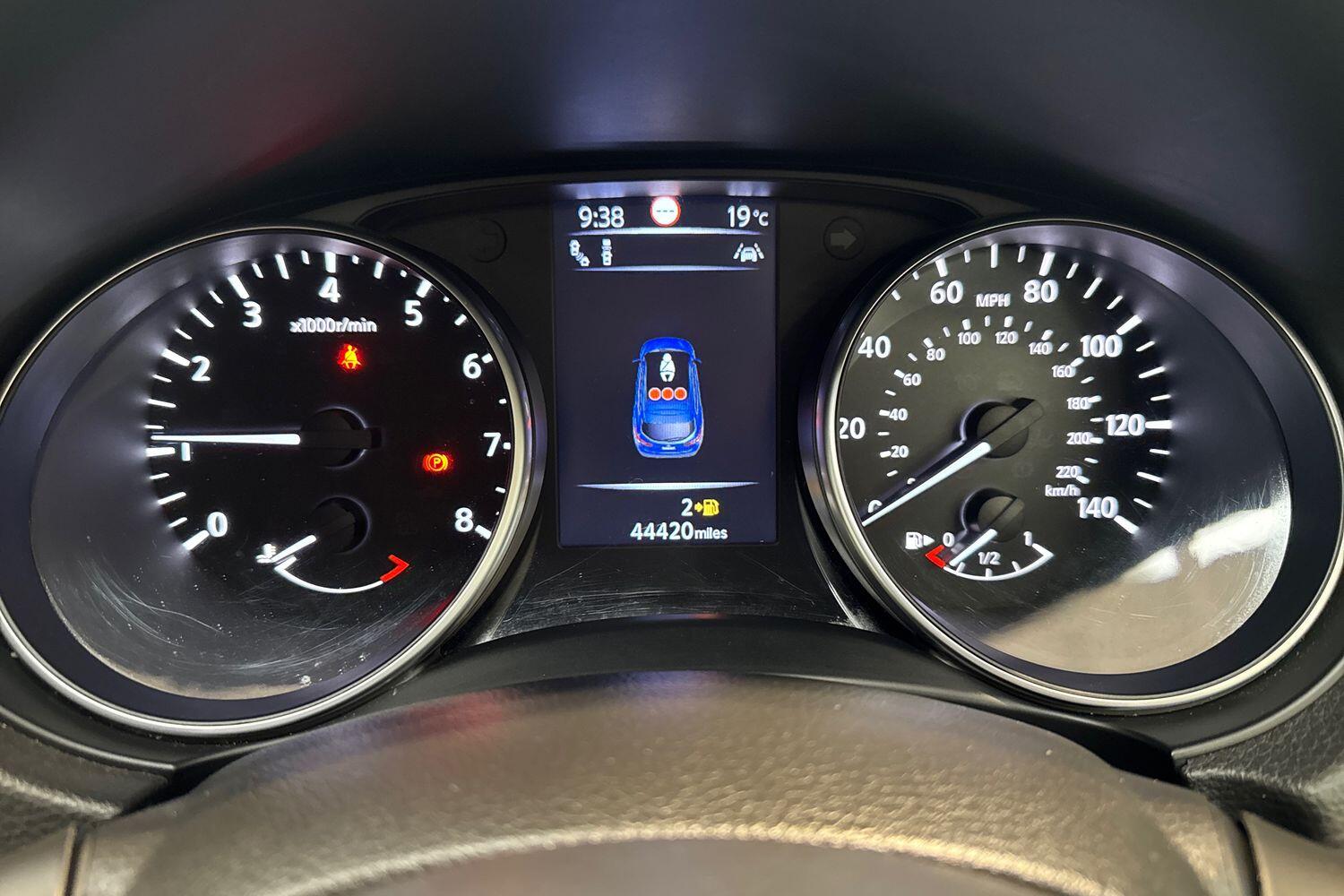 Used Nissan Qashqai 2017 for sale - 76512904: Photo 21