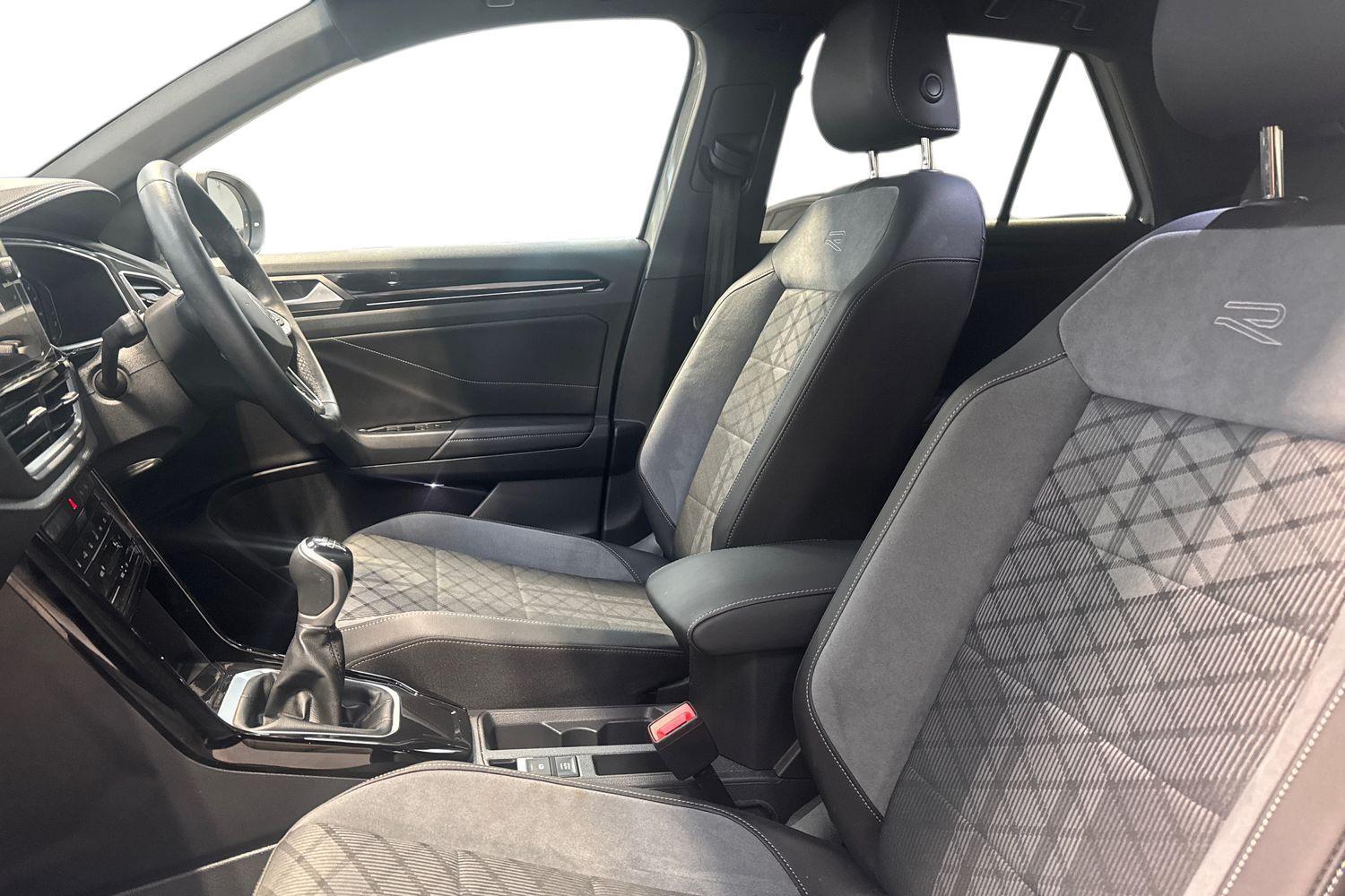 Used Volkswagen T-Roc 2023 for sale - 76513291: Photo 11