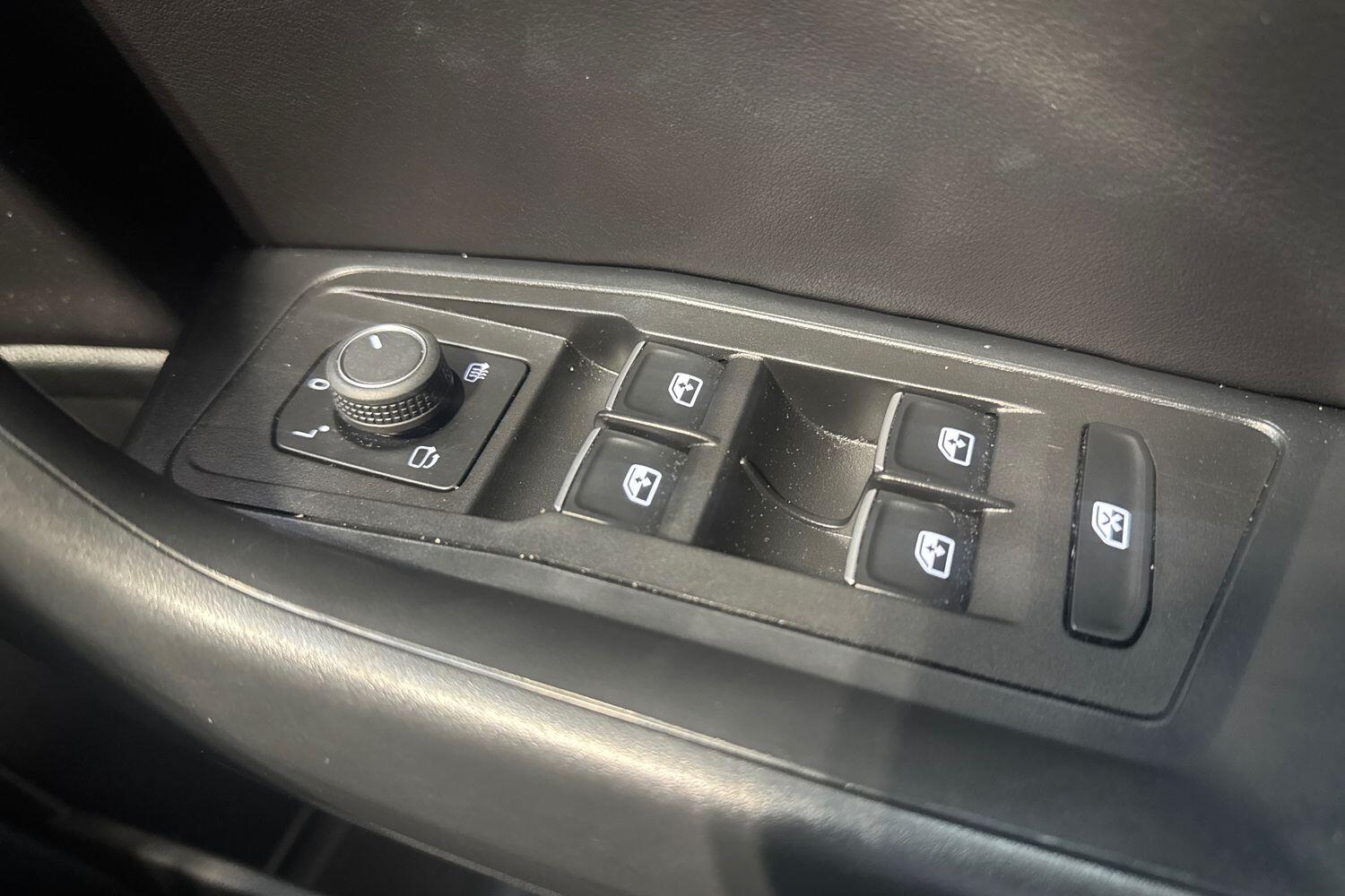 Used Volkswagen T-Roc 2023 for sale - 76513291: Photo 20