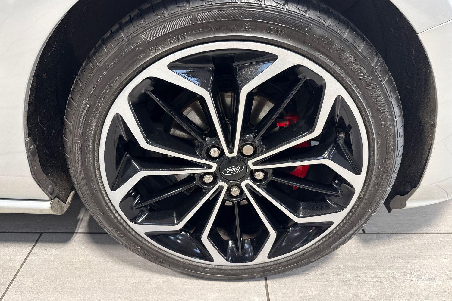 Used Ford Focus 2020 for sale - 77050139: Photo 15