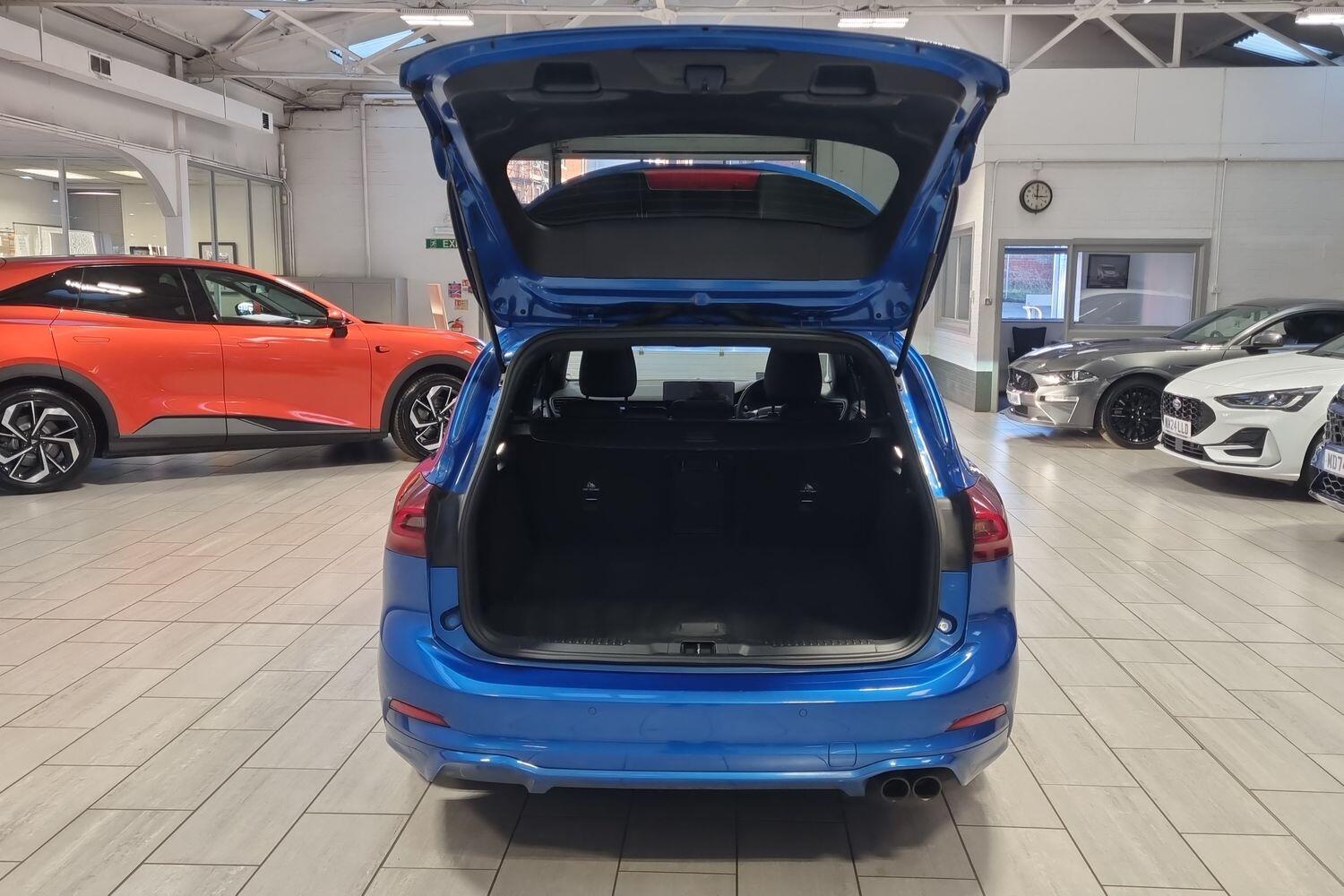 Used Ford Focus 2023 for sale - 76645763: Photo 15