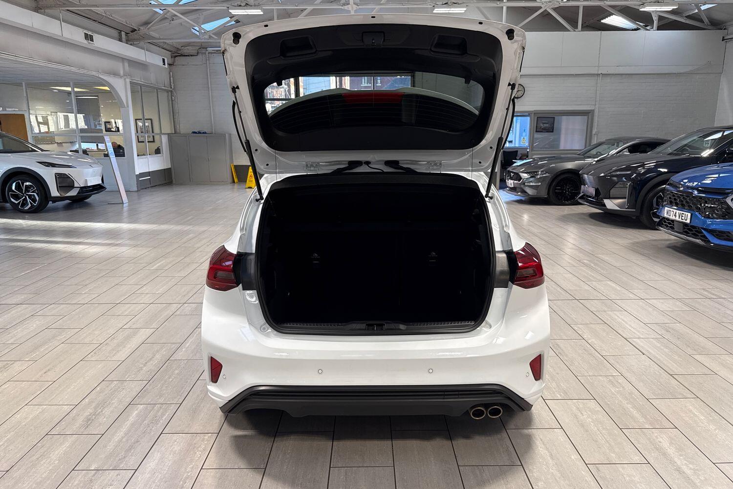 Used Ford Focus 2024 for sale - 76608113: Photo 16