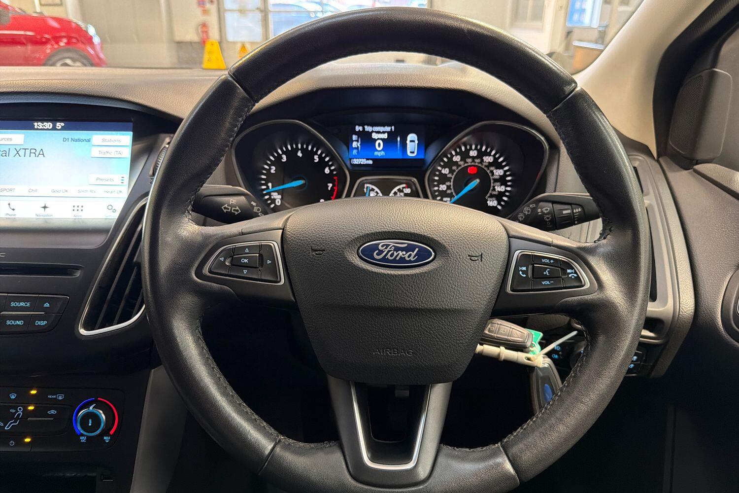 Used Ford Focus 2017 for sale - 77016973: Photo 17