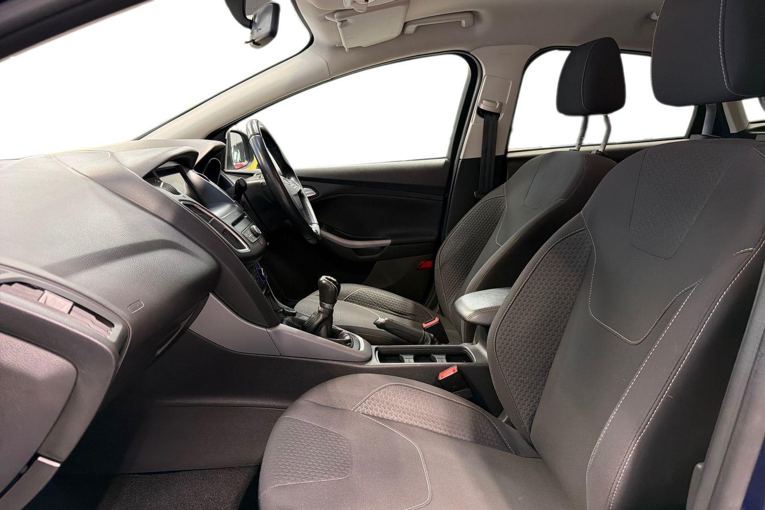 Used Ford Focus 2017 for sale - 77016973: Photo 7