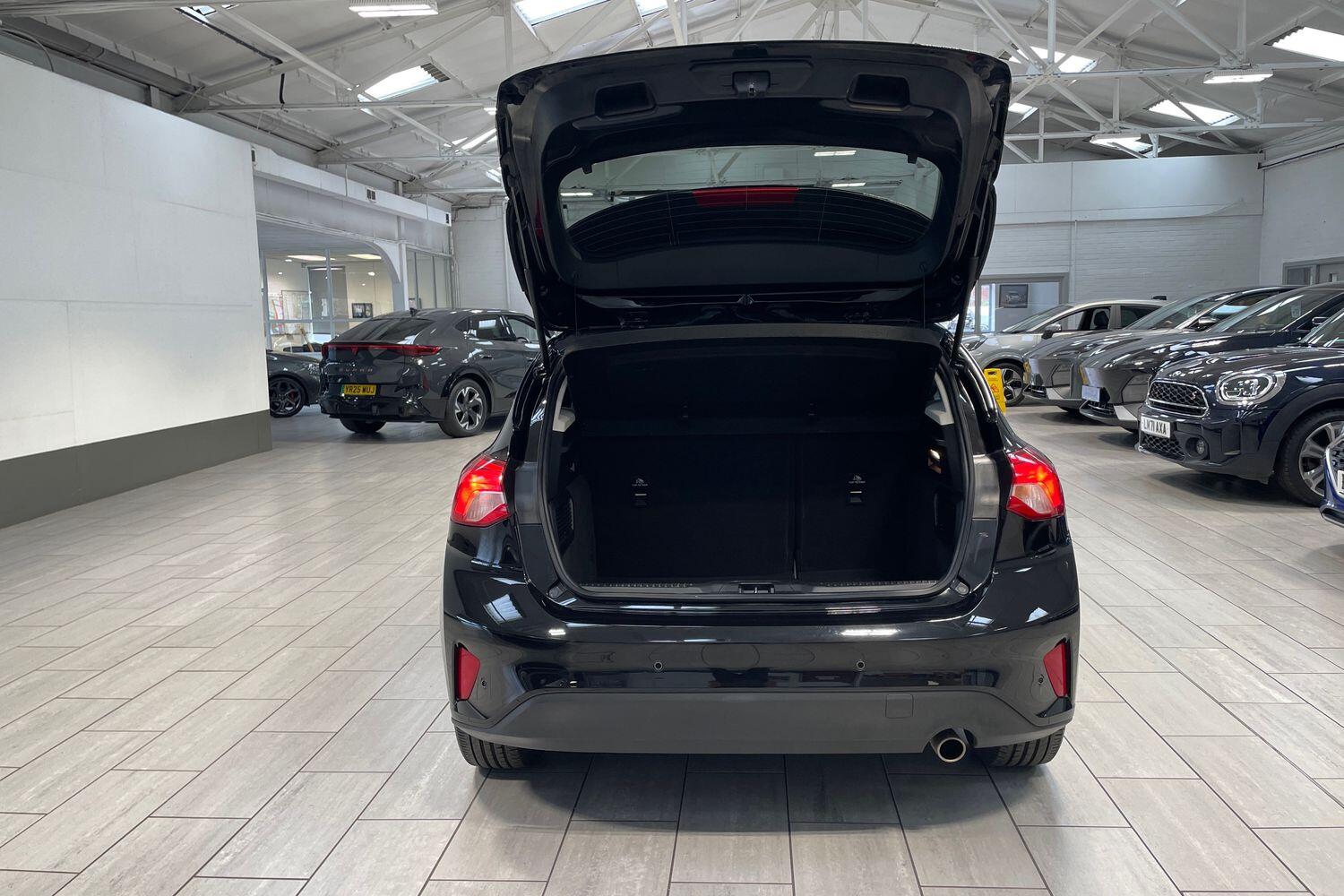 Used Ford Focus 2021 for sale - 76991771: Photo 17