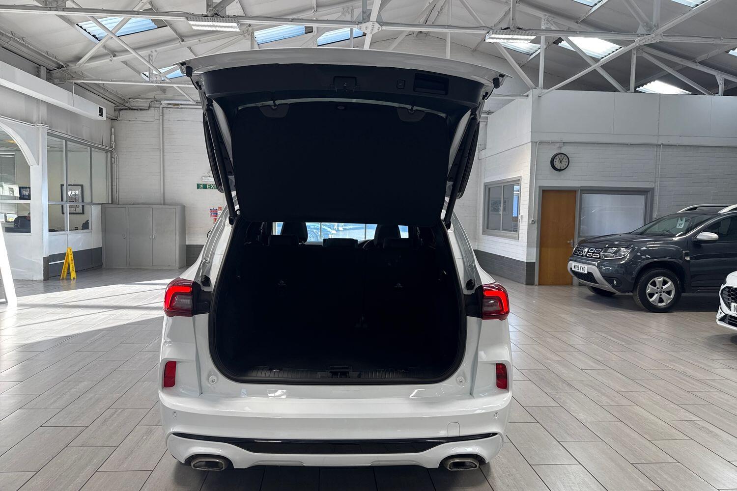 Used Ford Kuga 2025 for sale - 76700938: Photo 17