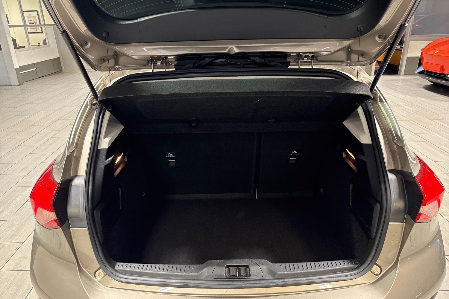 Used Ford Focus 2019 for sale - 76689568: Photo 18