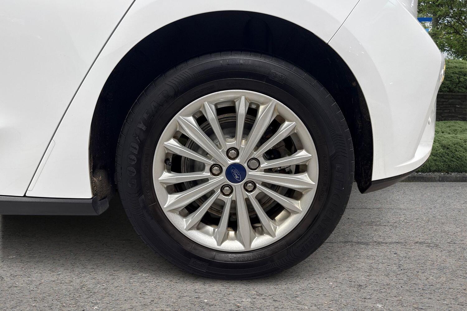 Used Ford Focus 2021 for sale - 76572930: Photo 13