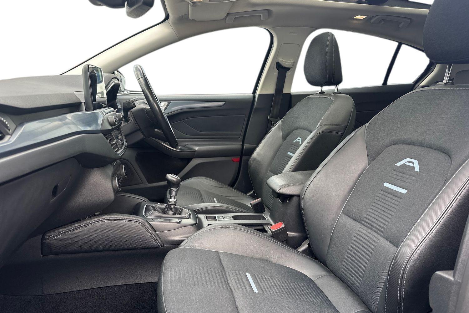 Used Ford Focus 2021 for sale - 76512852: Photo 11