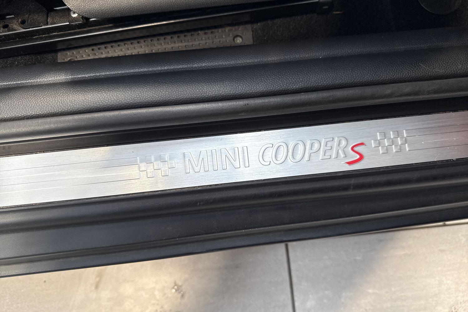 Used MINI Convertible 2020 for sale - 76513084: Photo 17