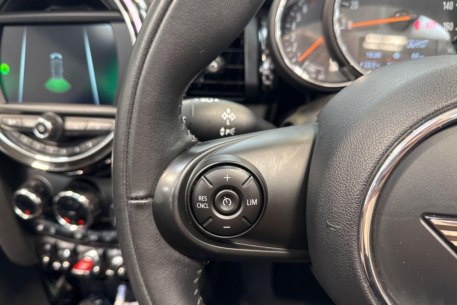 Used MINI Convertible 2020 for sale - 76513084: Photo 19