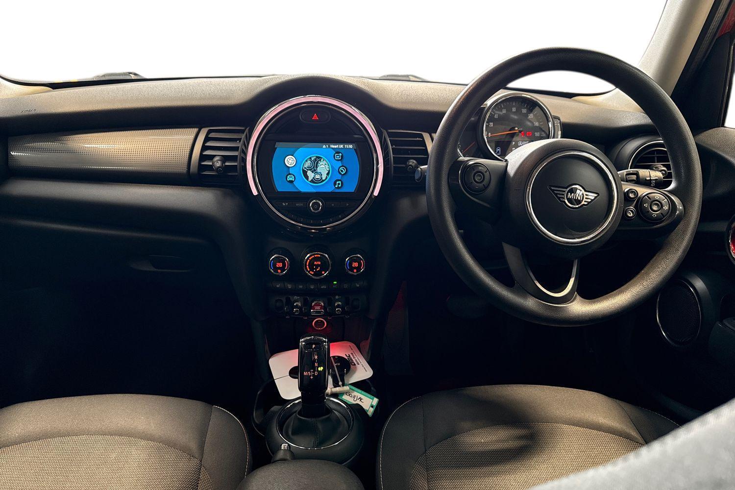 Used MINI Hatch 2019 for sale - 76513207: Photo 12