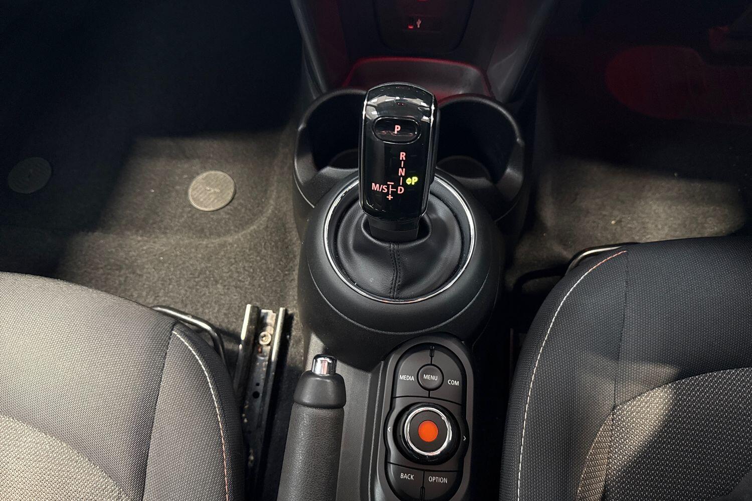 Used MINI Hatch 2019 for sale - 76513207: Photo 24