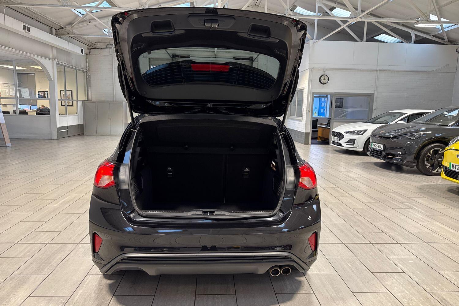 Used Ford Focus 2020 for sale - 77090774: Photo 17