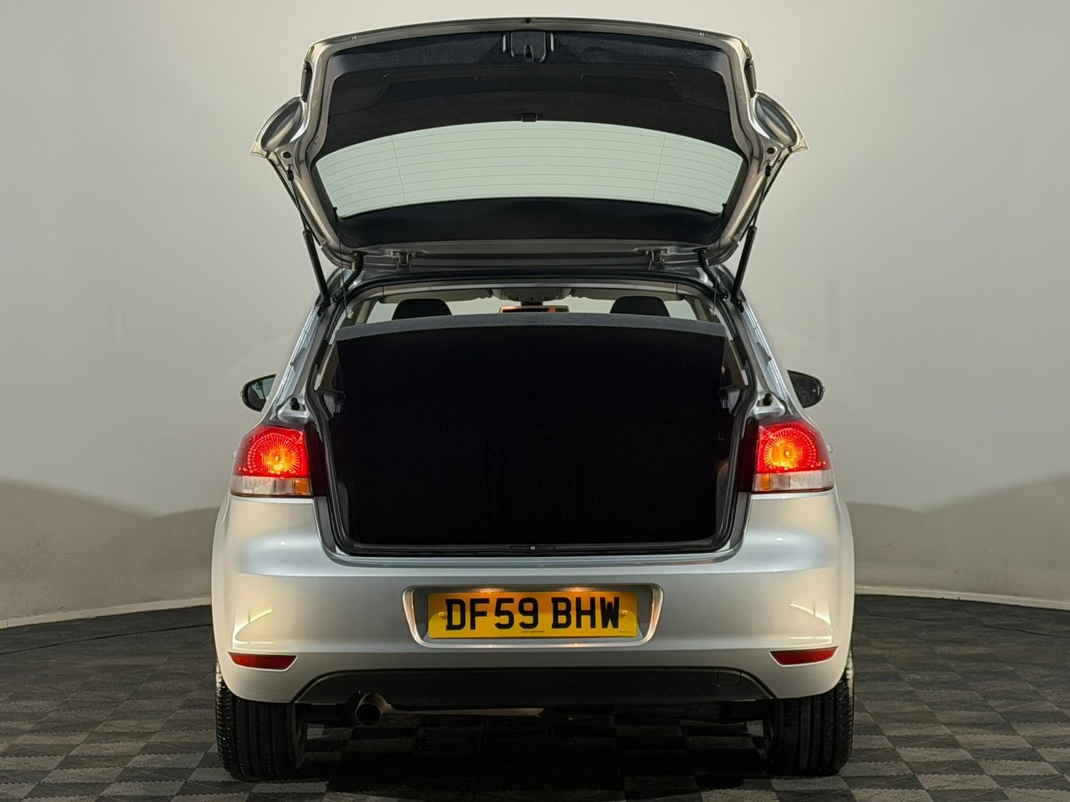 Used Volkswagen Golf 2009 for sale - 77342761: Photo 8