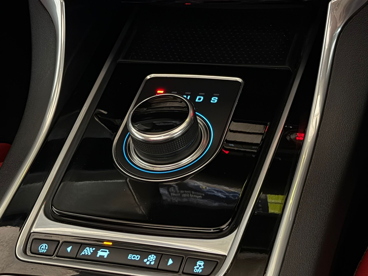 Used Jaguar XF 2017 for sale - 77739535: Photo 17