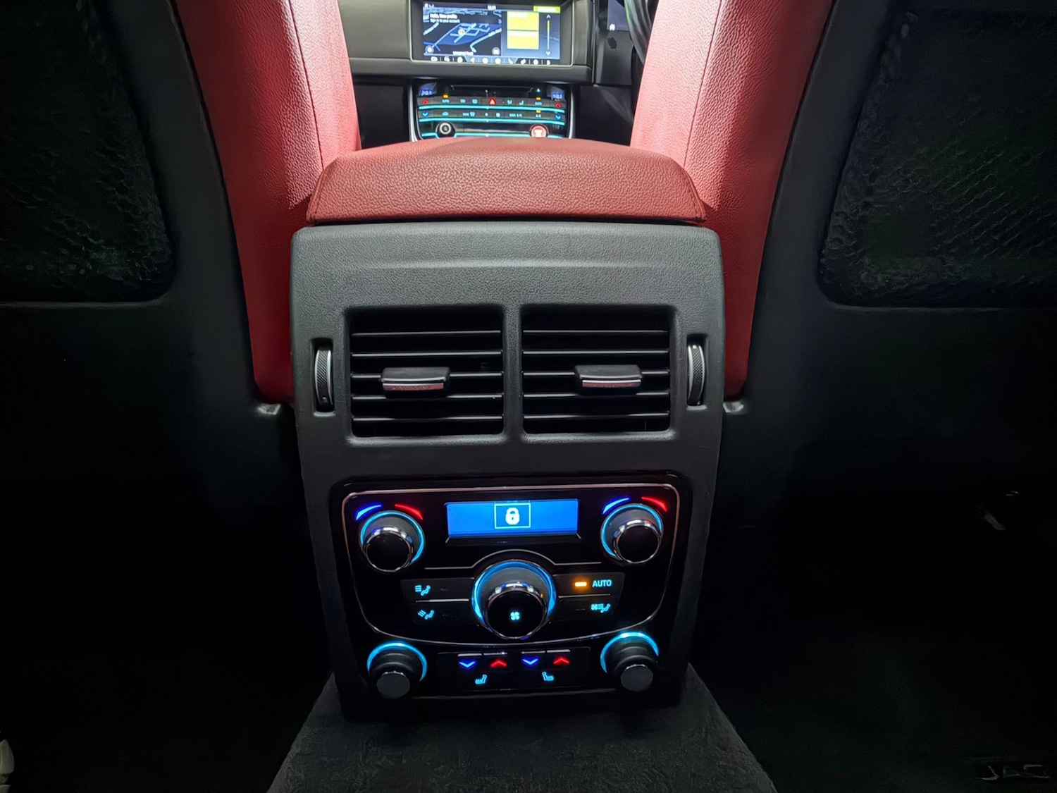 Used Jaguar XF 2017 for sale - 77739535: Photo 20